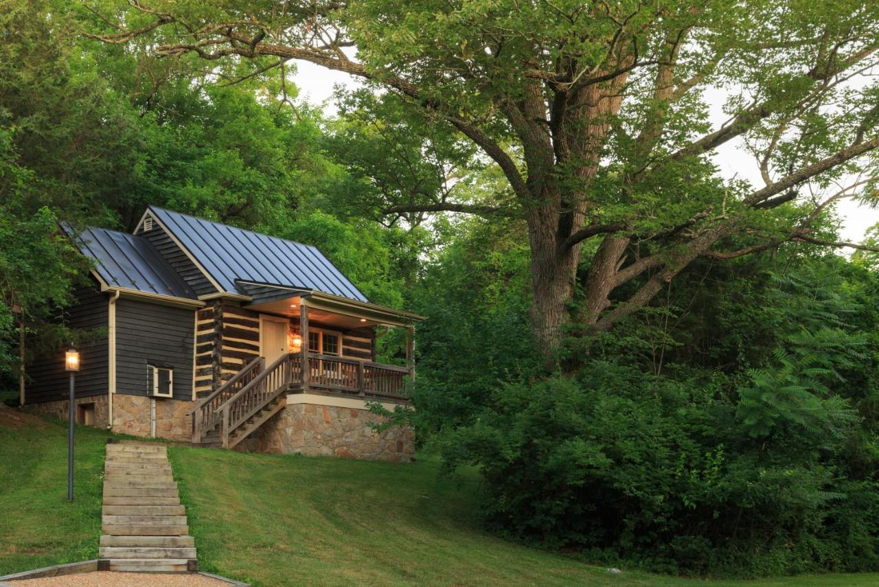 Inn And Cabins At Vaucluse Spring Stephens City Екстер'єр фото