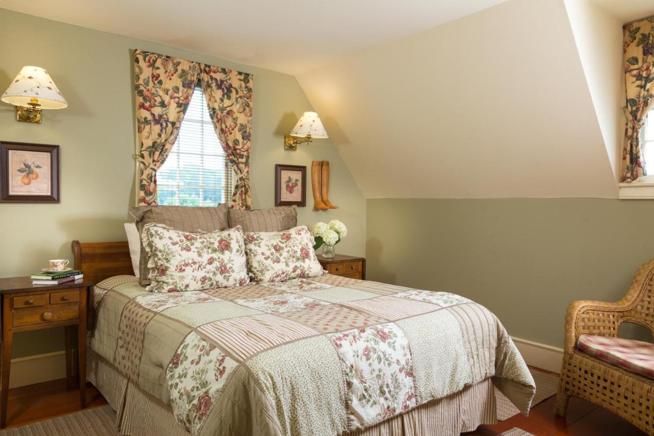 Inn And Cabins At Vaucluse Spring Stephens City Екстер'єр фото